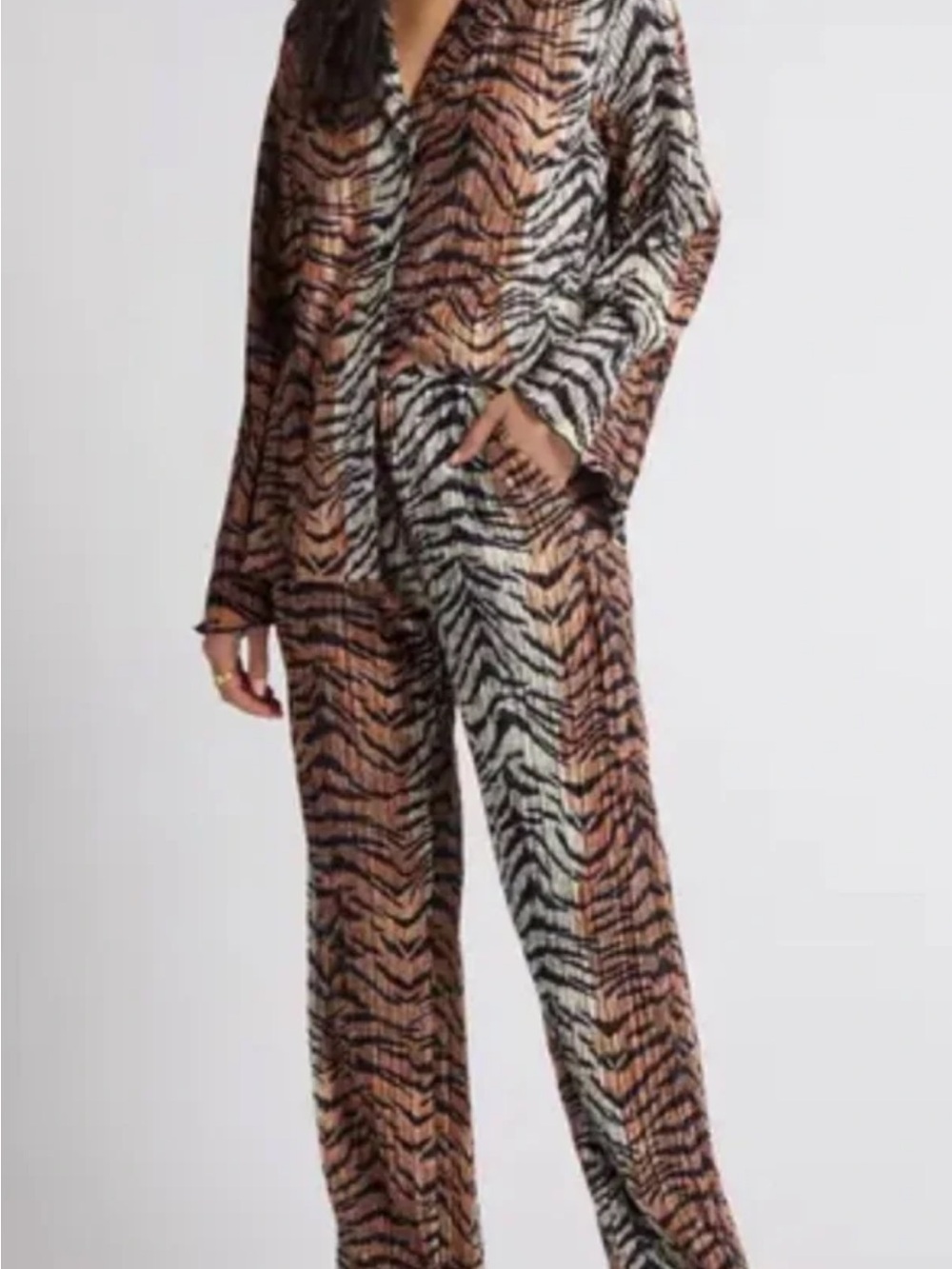 NWT Dressed in LALA Tiger stripe plisse set.
